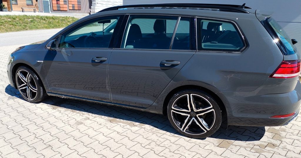 VW Golf 111.500 km 12.900 &euro; Grainet 94143