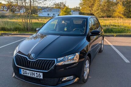Skoda Fabia 71.500 km 12.500 &euro; Ober-Ramstadt 64372