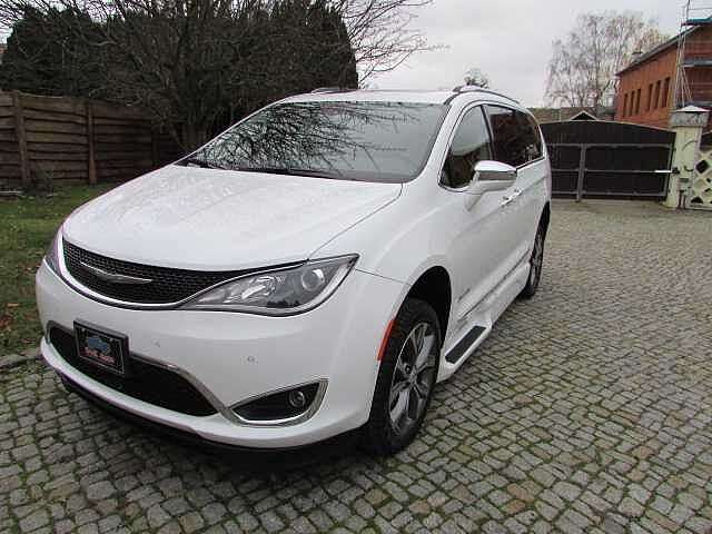 Chrysler Pacifica 51.490 km 38.990 € Großfahner 99100