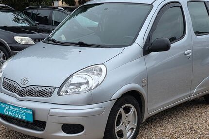 Toyota Yaris 110.962 km 5.999 &euro; Berlin 13589