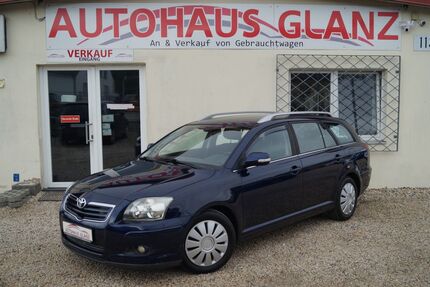 Toyota Avensis 124.000 km 5.999 &euro; Schönefeld 12529