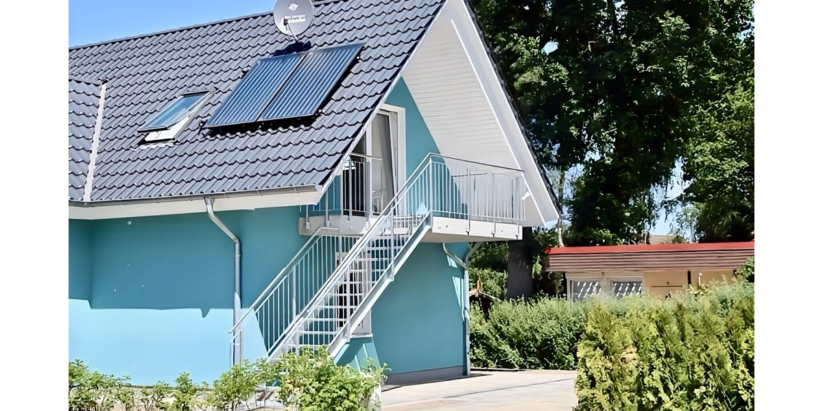 HORN IMMOBILIEN ++ tolles Ferienhaus in Röbel an der Müritz mit zwei Ferienwohnungen - Ferienhaus Röbel/Müritz Müritz | Angebot:26562018