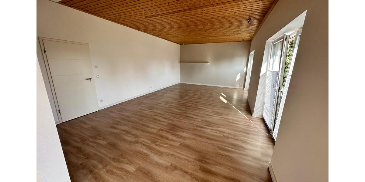 Einfamilienhaus Bad Segeberg - 5 Zimmer, 200 m&sup2;, 1.750&euro; | Angebot:26666061