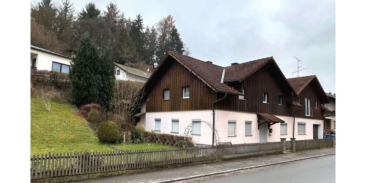 Einfamilienhaus Stallwang - 10 Zimmer, 256 m&sup2;, 282.000&euro; | Angebot:25196547