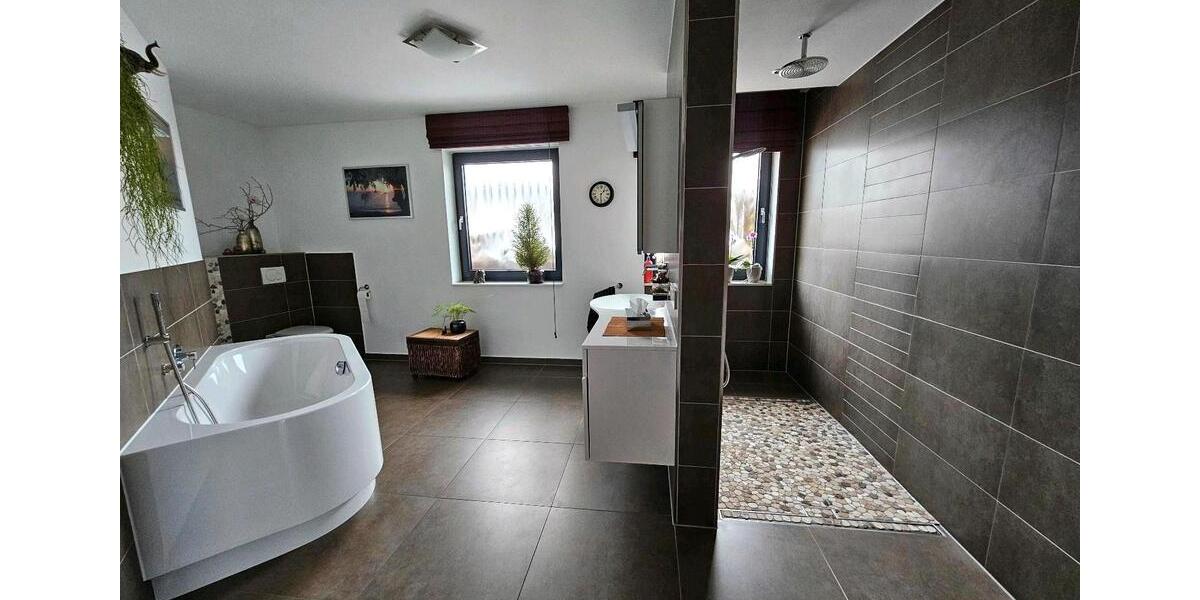 Einfamilienhaus Hüllhorst - 6 Zimmer, 193 m&sup2;, 600.000&euro; | Angebot:26879557