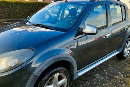 Dacia Sandero 180.000 km 2.600 &euro; Bremen 28199