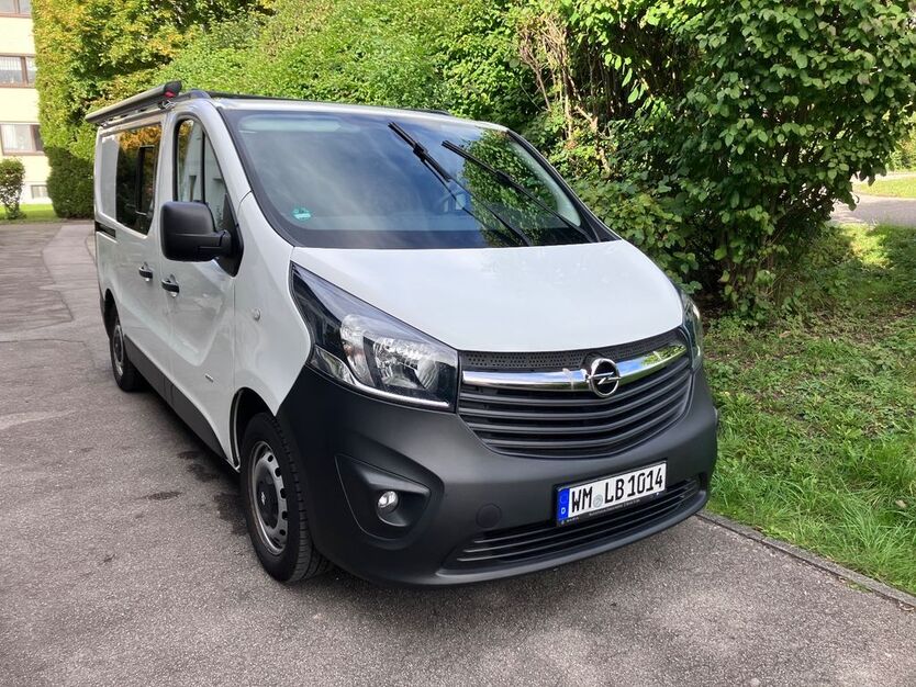 Opel Vivaro 53.000 km 21.999 € Penzberg 82377
