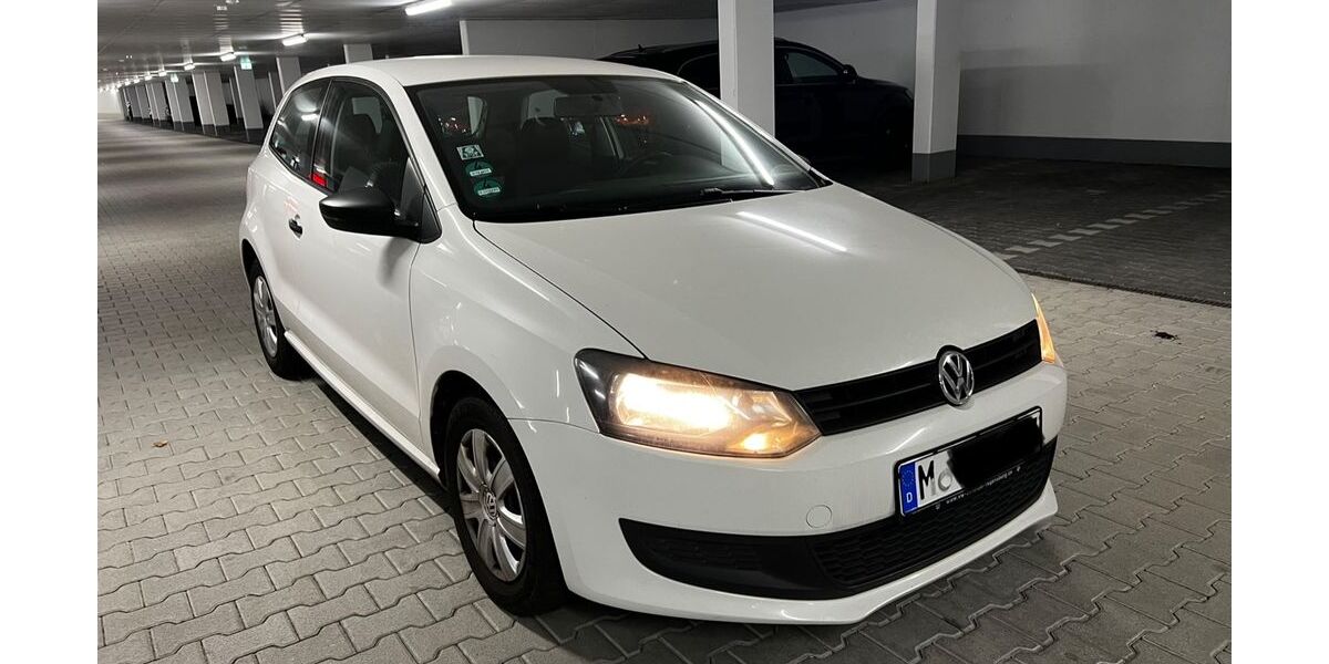 VW Polo 140.000 km 2.990 € München 81671