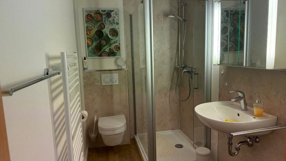 Terrassenwohnung Möhnesee - 3 Zimmer, 100 m&sup2;, 1.350&euro; | Angebot:26248824