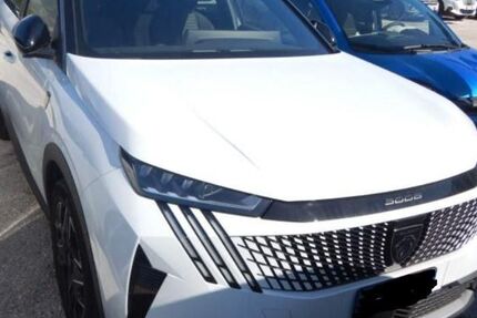 Peugeot 5008 12.910 km 32.480 &euro; Rüsselsheim 65428