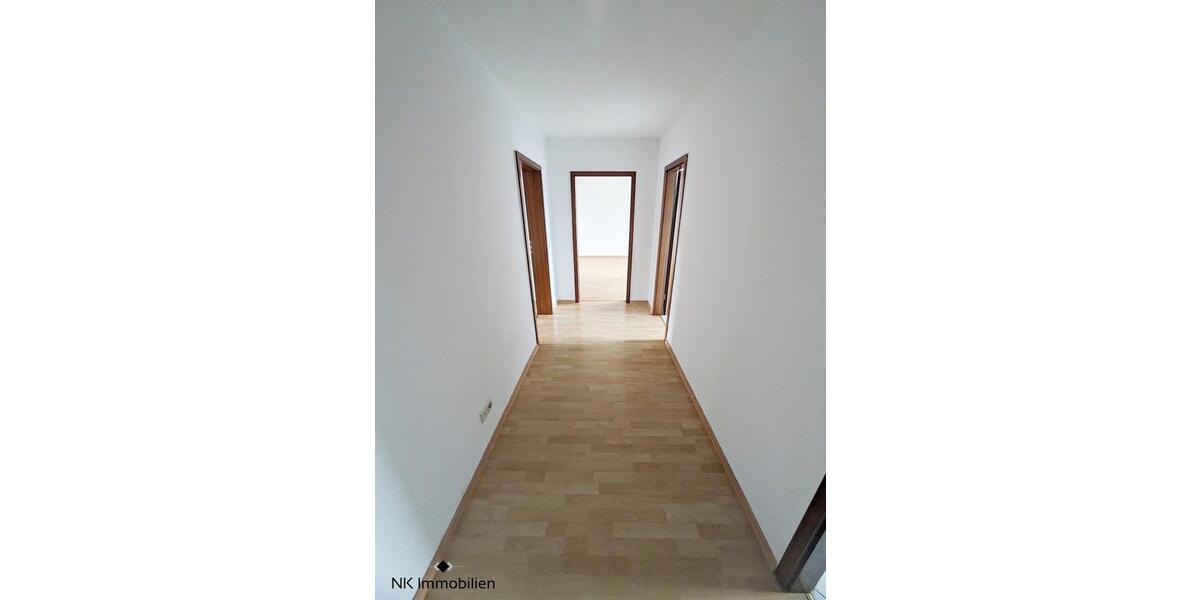 Dachgeschoßwohnung Chemnitz Hilbersdorf - 3 Zimmer, 74 m&sup2;, 350&euro; | Angebot:26321590