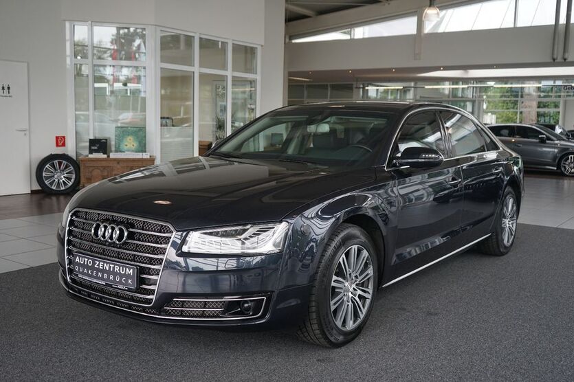 Audi A8 82.135 km 142.950 € Quakenbrück 49610