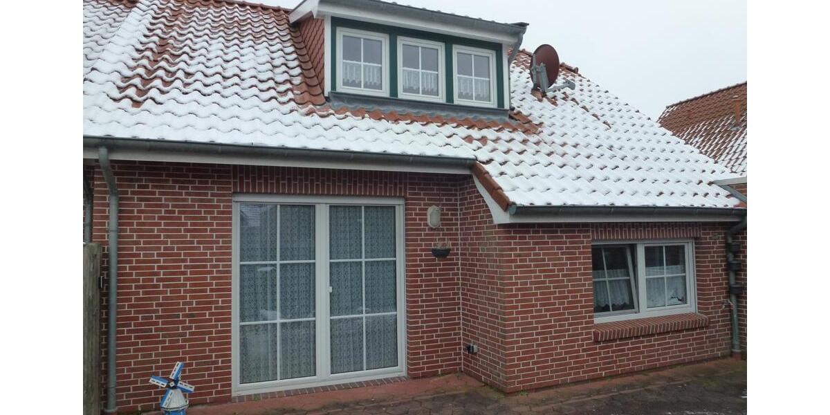 Doppelhaushälfte Hage - 3 Zimmer, 89 m&sup2;, 700&euro; | Angebot:25275112