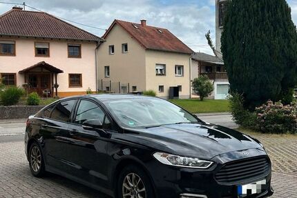 Ford Mondeo 158.000 km 8.499 &euro; Theley 66636