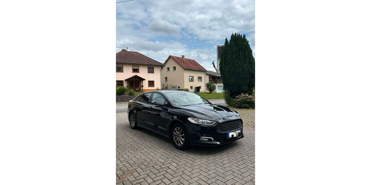 Ford Mondeo 158.000 km 8.499 &euro; Theley 66636