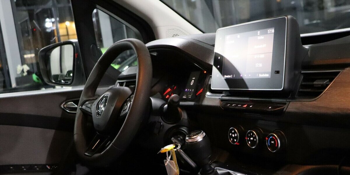 Renault Kangoo TCE 100 EDITION-ONE / LED / LEDER 50.000 km 17.444 &euro; Hamm 59077