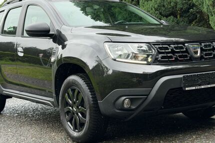 Dacia Duster 107.000 km 12.300 &euro; St. Gangloff 07629