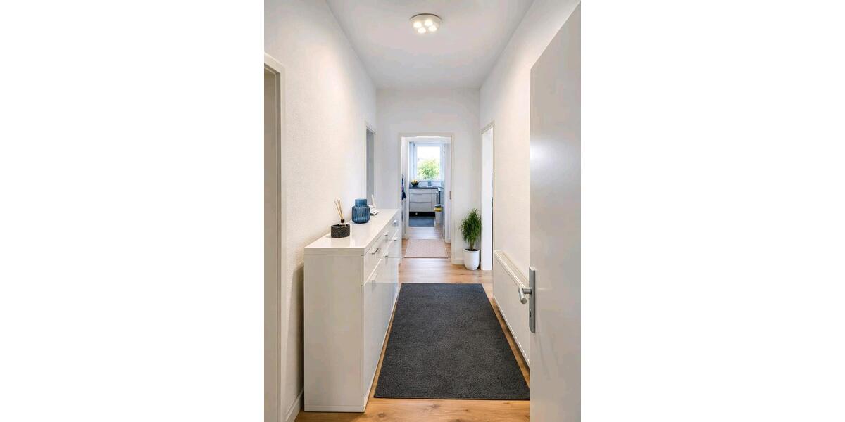 Erdgeschoßwohnung Remscheid - 4 Zimmer, 130 m&sup2;, 260.000&euro; | Angebot:26697110