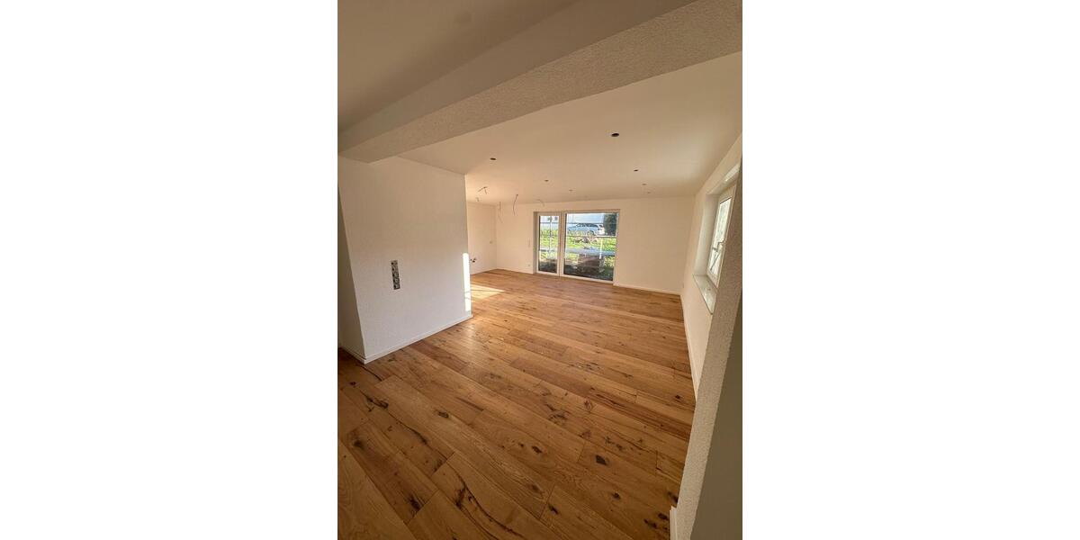 Erstbezug nach Sanierung: Moderne 3-Zi.-Wohnung mit Garten 3 zimmer