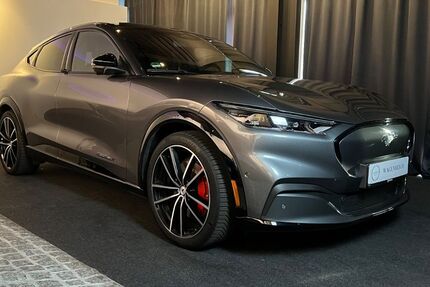 Ford Mustang Mach-E 28.000 km 39.990 &euro; Schapen 48480