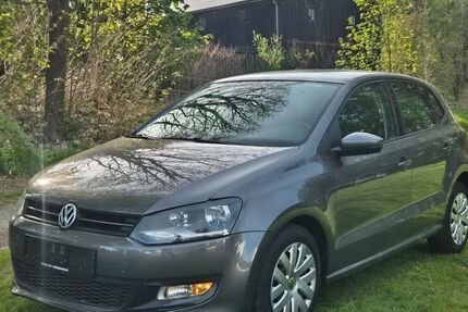 VW Polo 134.647 km 4.989 &euro; Röslau 95195