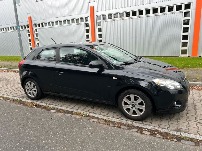 Kia ceed / Ceed 144.000 km 1.850 € Nürnberg 90451