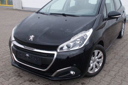 Peugeot 208 179.000 km 3.999 &euro; Heinsberg 52525