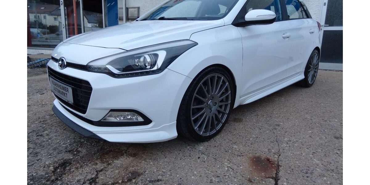 Hyundai i20 128.000 km 9.999 &euro; Heidenheim 89520