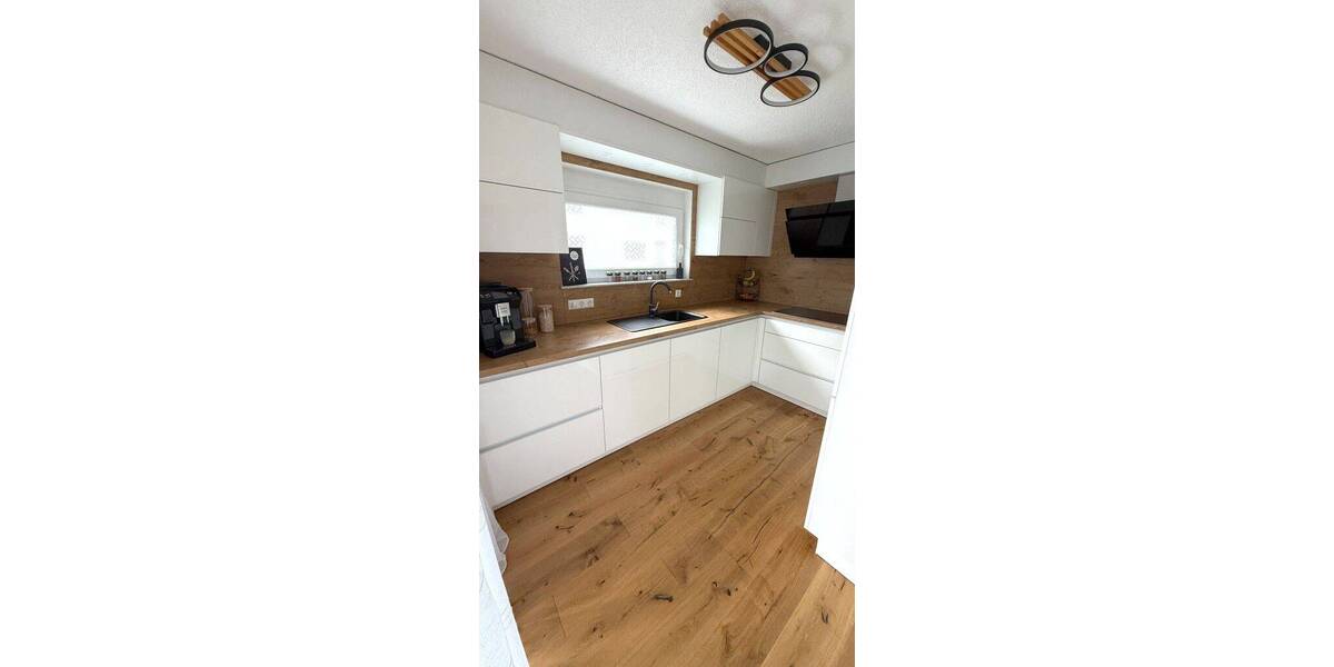Etagenwohnung Villingen-Schwenningen Schwenningen - 3 Zimmer, 85 m&sup2;, 330.000&euro; | Angebot:26887450