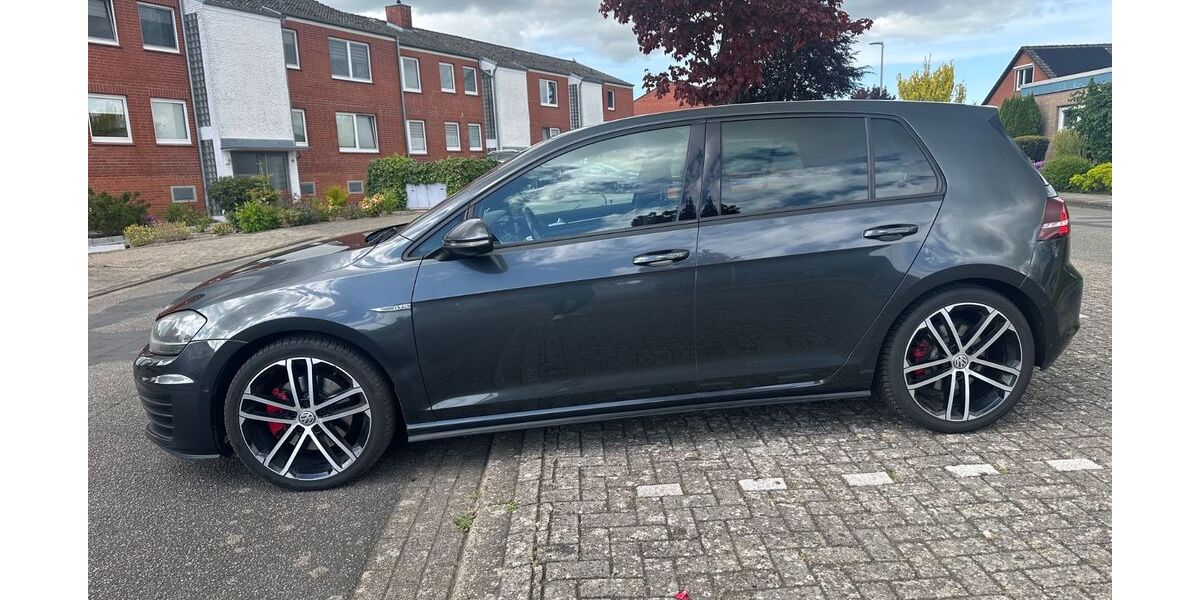 VW Golf 184.000 km 12.500 &euro; Stade 21683