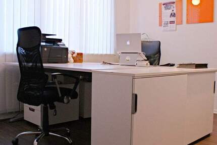 Sehr zentrales und ruhiges Büro Praxis nahe Barbarossaplatz - All-in-Miete zimmer