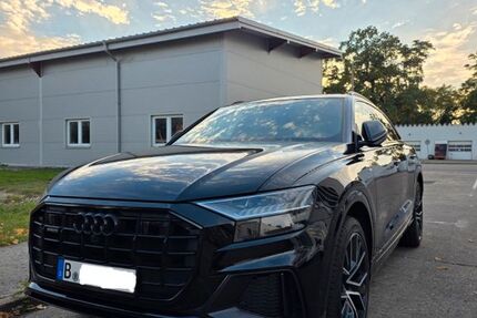 Audi Q8 189.000 km 1.234 &euro; Berlin 12683