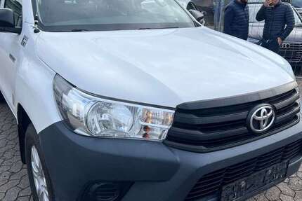 Toyota Hilux 102.000 km 17.900 € Nürnberg 90431