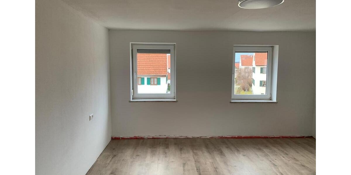 Doppelhaushälfte Kirchheim In Schwaben - 3.5 Zimmer, 134 m&sup2;, 940&euro; | Angebot:26227860