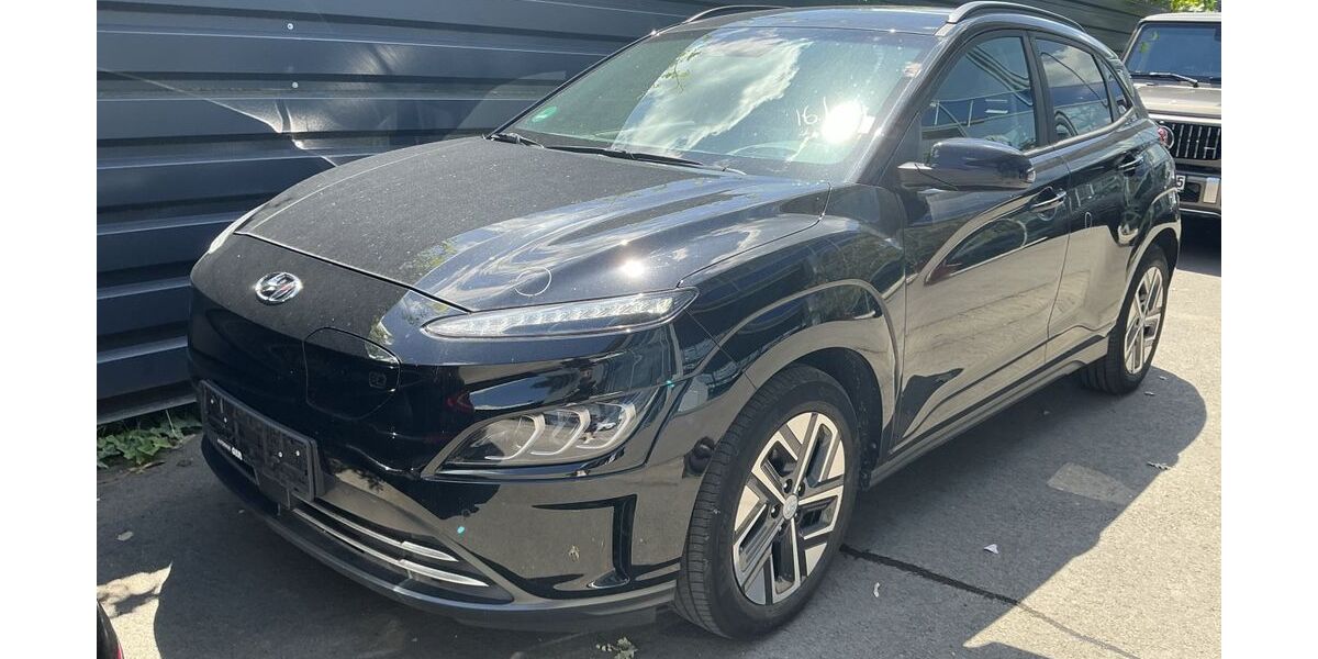 Hyundai KONA 41.862 km 23.900 &euro; Eitorf 53783