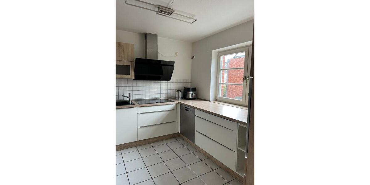 Etagenwohnung Mönchengladbach Süd - 4 Zimmer, 115 m&sup2;, 270.000&euro; | Angebot:26398013