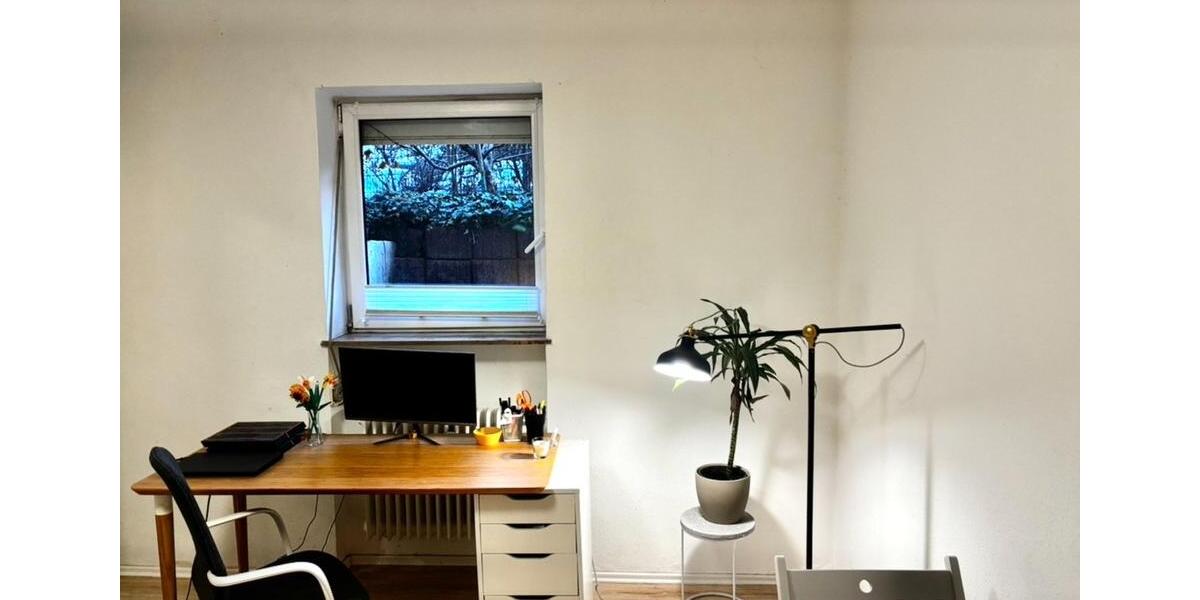 Etagenwohnung Nürnberg Herrnhütte - 5 Zimmer, 15 m&sup2;, 425&euro; | Angebot:24877765