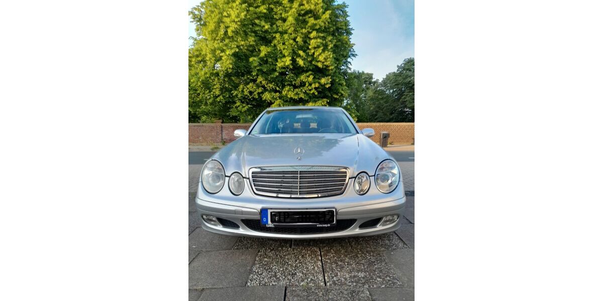 Mercedes-Benz E 240 215.000 km 3.200 &euro; Lage 32791