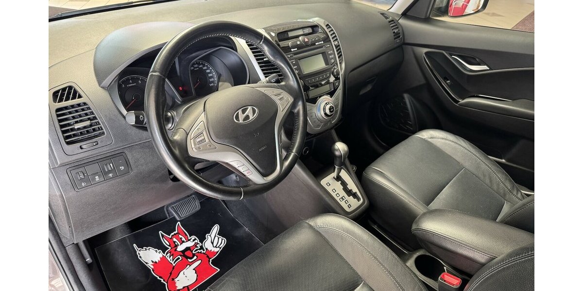 Hyundai ix20 FIFA world Cup Edition Automatik/LEDER/AHK/ 59.985 km 10.990 &euro; Leipzig 04347