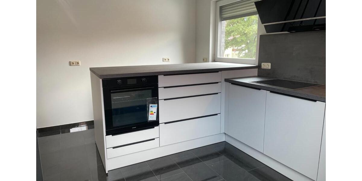 Etagenwohnung Laatzen - 3 Zimmer, 120 m&sup2;, 1.750&euro; | Angebot:26125207