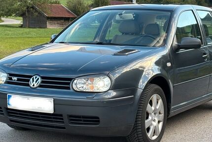 VW Golf 180.000 km 6.900 &euro; Unterwössen 83246