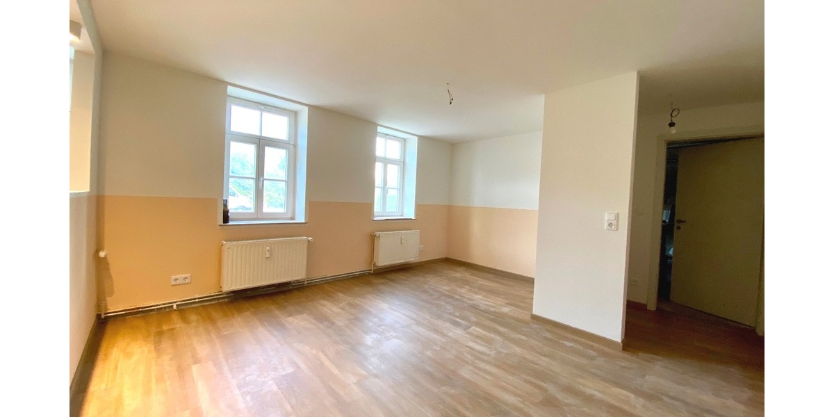 Fachwerkhaus mit 2 Wohnungen und Gewerbe - Mehrfamilienhaus, Wohnhaus Weißenborn/Erzgebirge Erzgebirge | Angebot:26567240