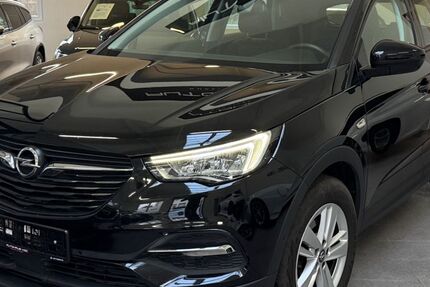 Opel Grandland (X) 125.000 km 13.750 &euro; Remscheid 42859