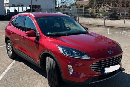 Ford Kuga 93.600 km 15.500 &euro; Hamburg 22301
