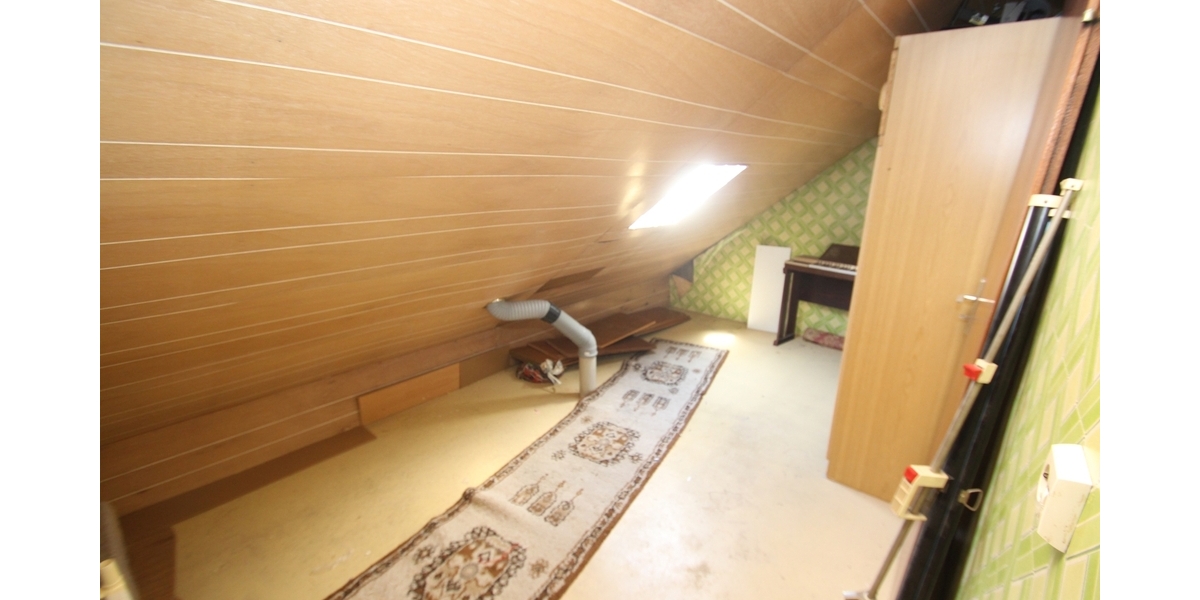 Mit 3D: Reihenhaus mit Terrasse & viel Potenzial – Ihr neues Zuhause wartet! - Reihenmittelhaus Lohmar | Angebot:26295340