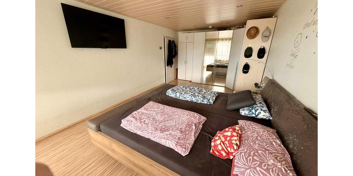 Reihenhaus Neckarsulm - 6.5 Zimmer, 186 m&sup2;, 1.850&euro; | Angebot:26625889