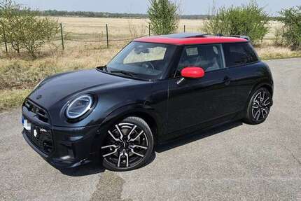 Mini Cooper S 20.000 km 31.000 &euro; Unterschleißheim 85716