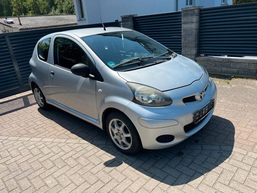 Aygo (X)