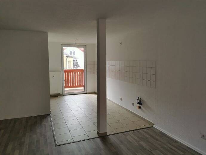 Etagenwohnung Großenhain - 3 Zimmer, 72 m&sup2;, 468&euro; | Angebot:26824756