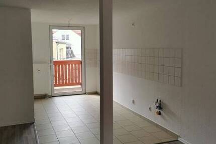 Wohnung Großenhain - 3 Zimmer, 72 m&sup2;, 468&euro; | Angebot:26824756